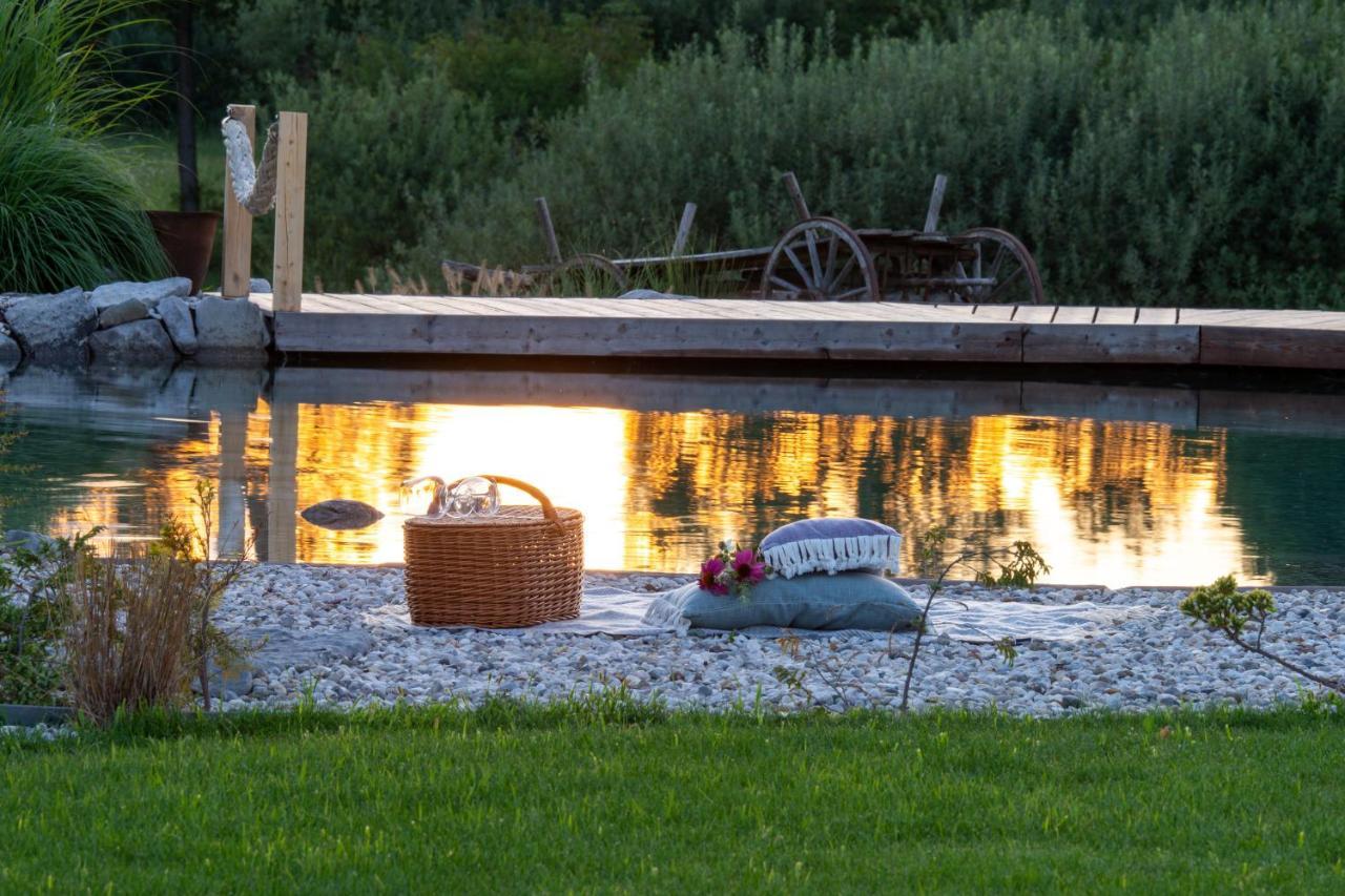 Glamping Happiness With Natural Pool Ribnica Exteriér fotografie